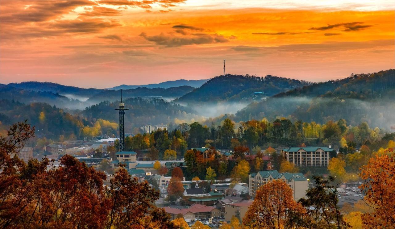 Naughty By Nature Gatlinburg Bagian luar foto